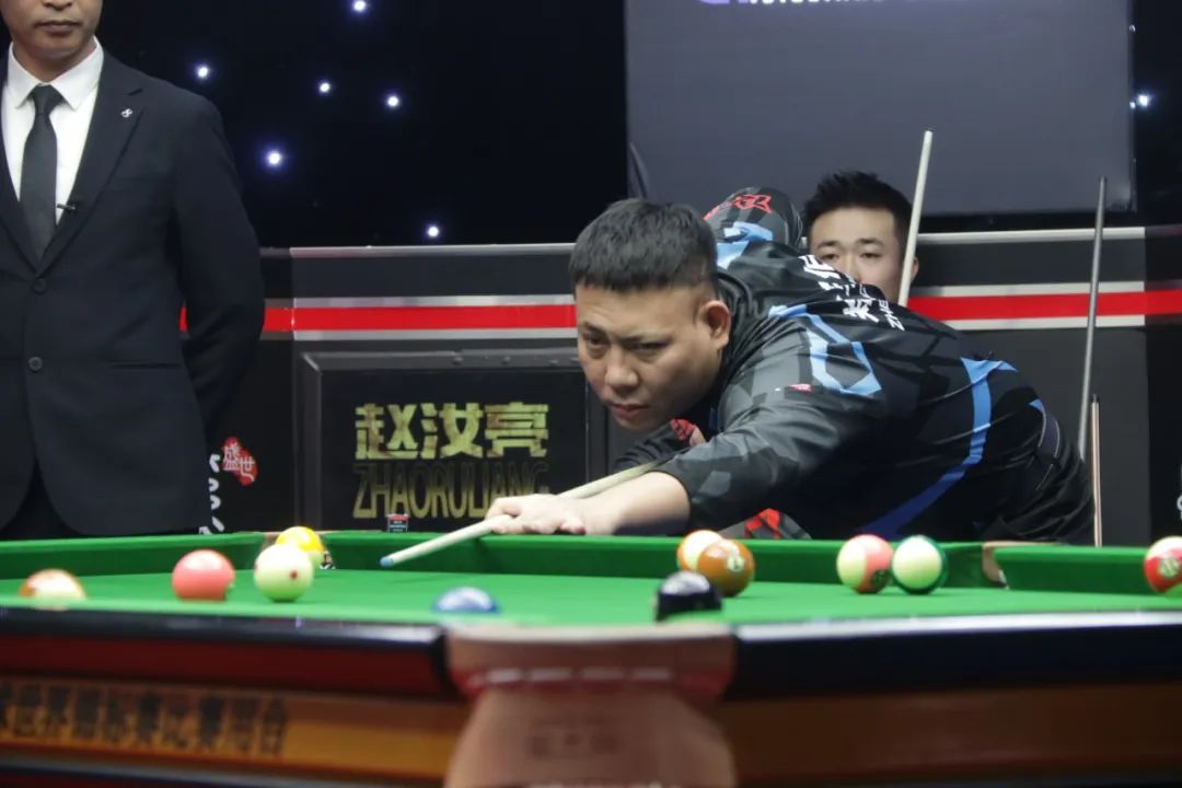 尽管只有几 尽管只有几